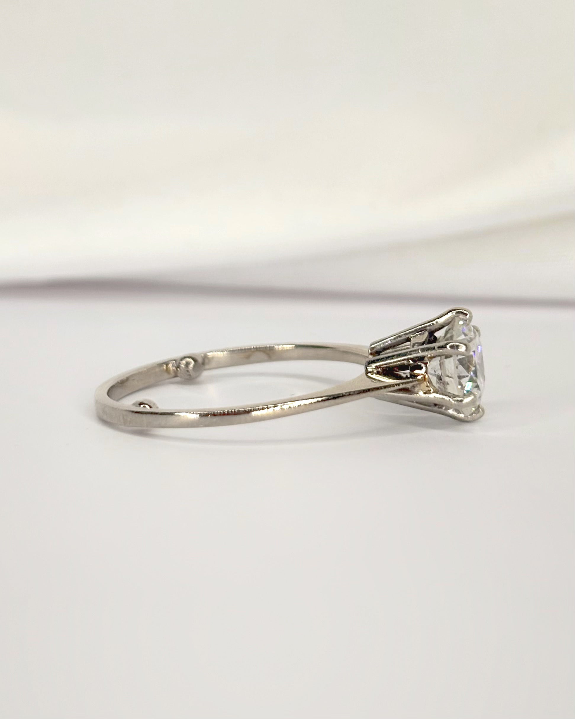 Anillo solitario de diamante 1.20 quilates "Jena"