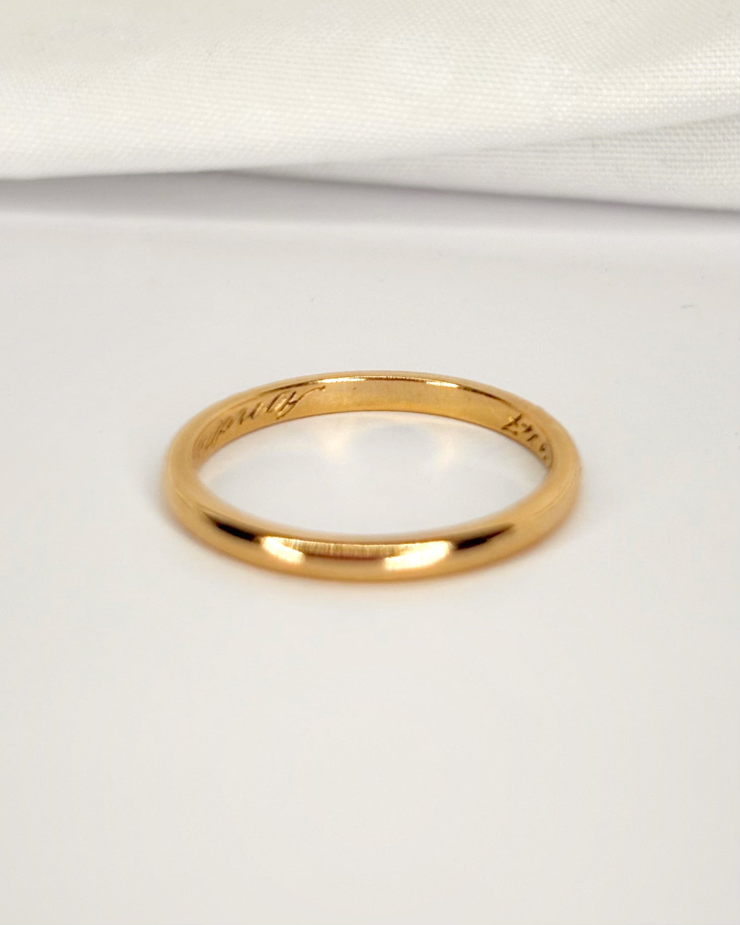 18-carat Yellow Gold Wedding Band 1.8 mm "Aloys"