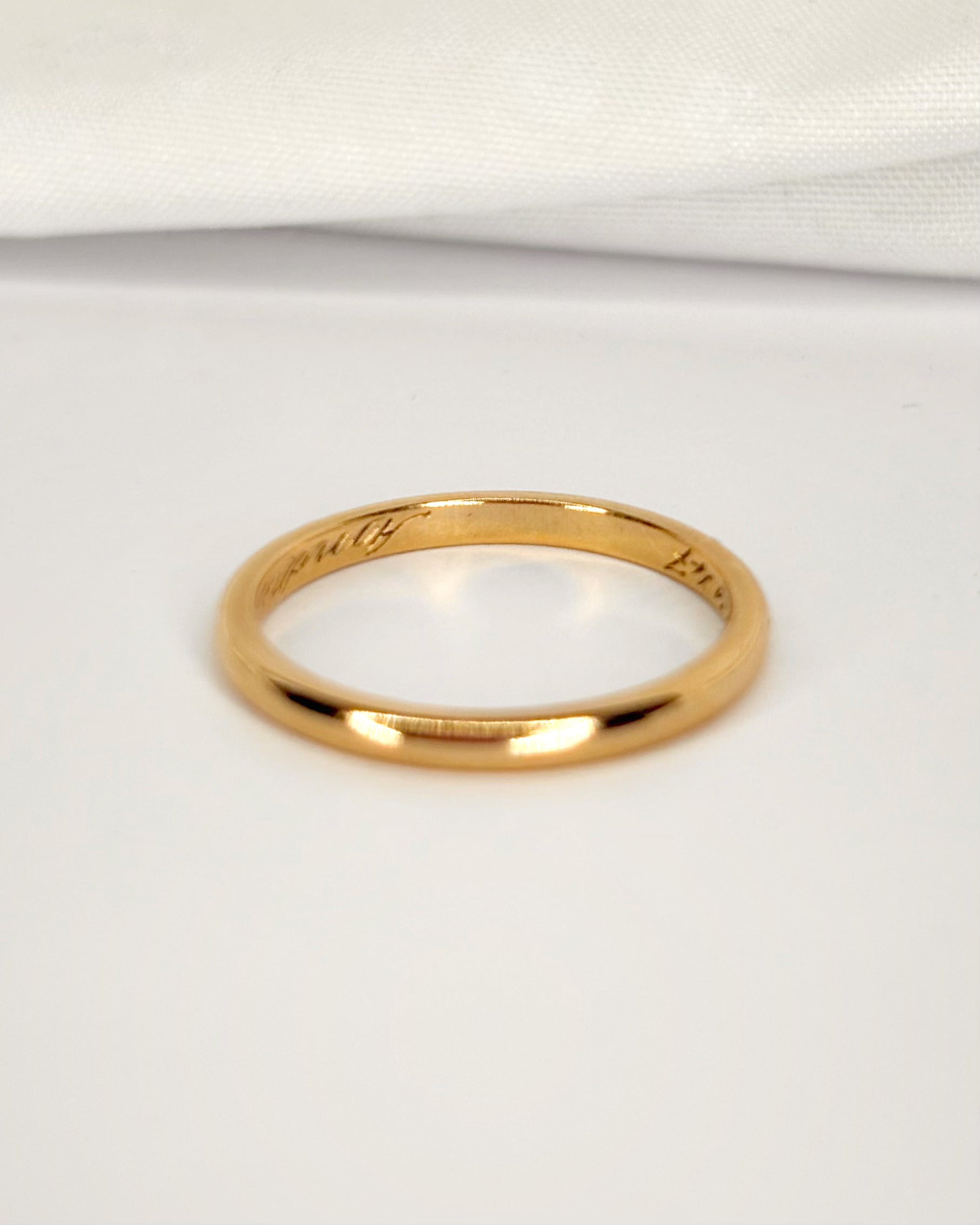 18-carat Yellow Gold Wedding Band 1.8 mm "Aloys"