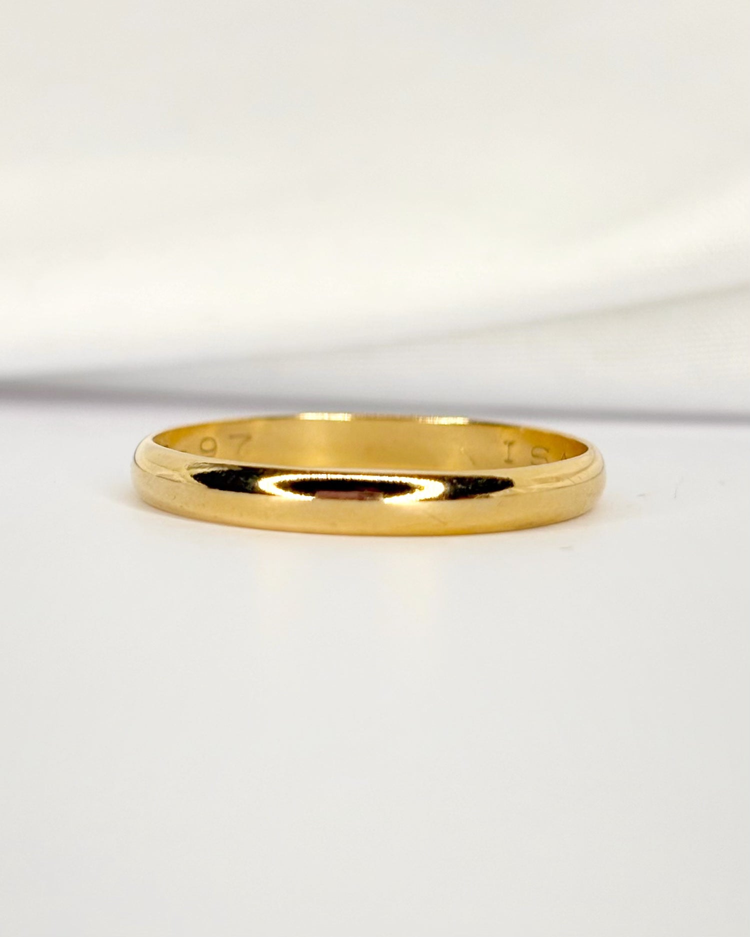 Alliance Or Jaune 18 carats 2.7 mm "Nelly"