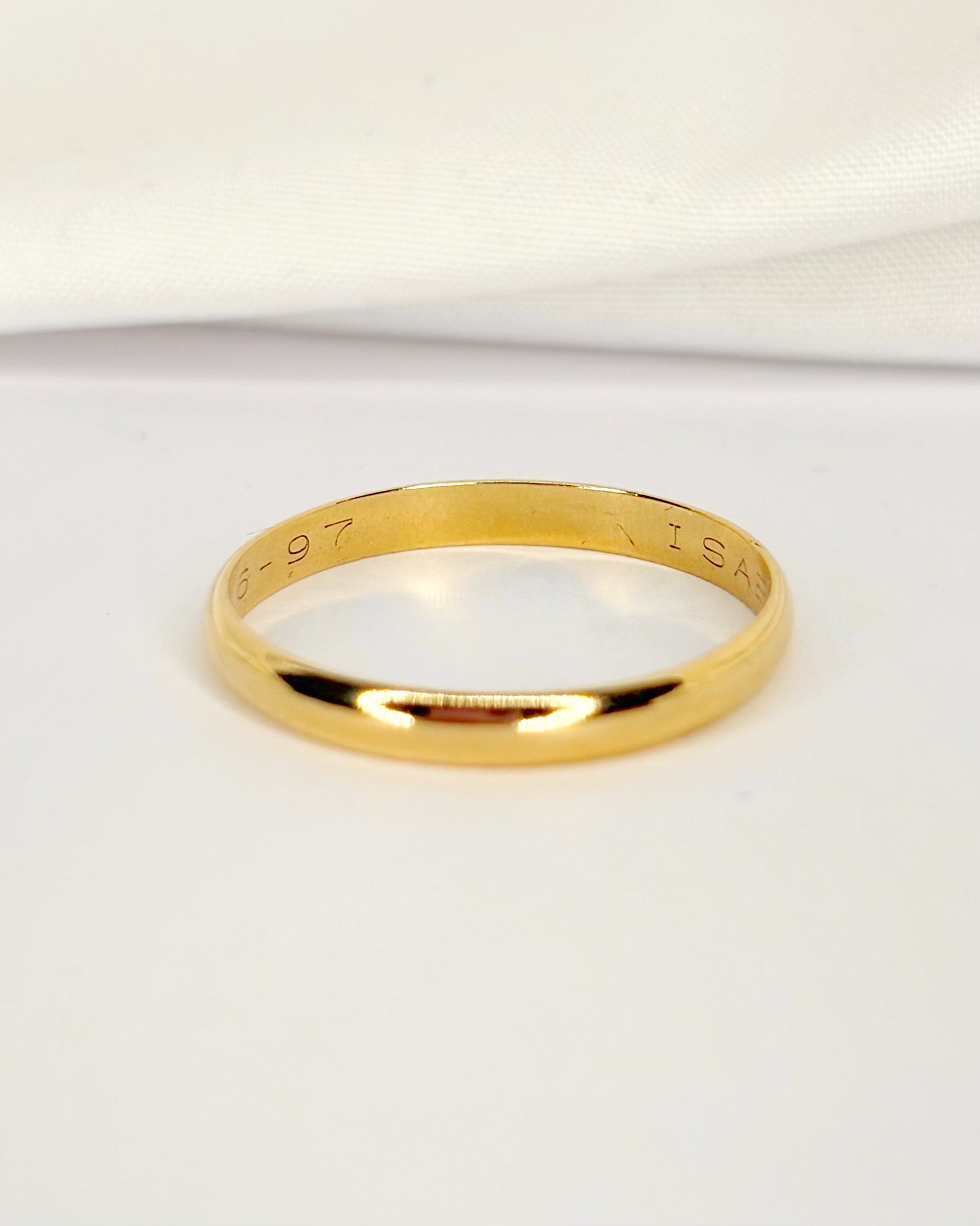 Alliance Or Jaune 18 carats 2.7 mm "Nelly"