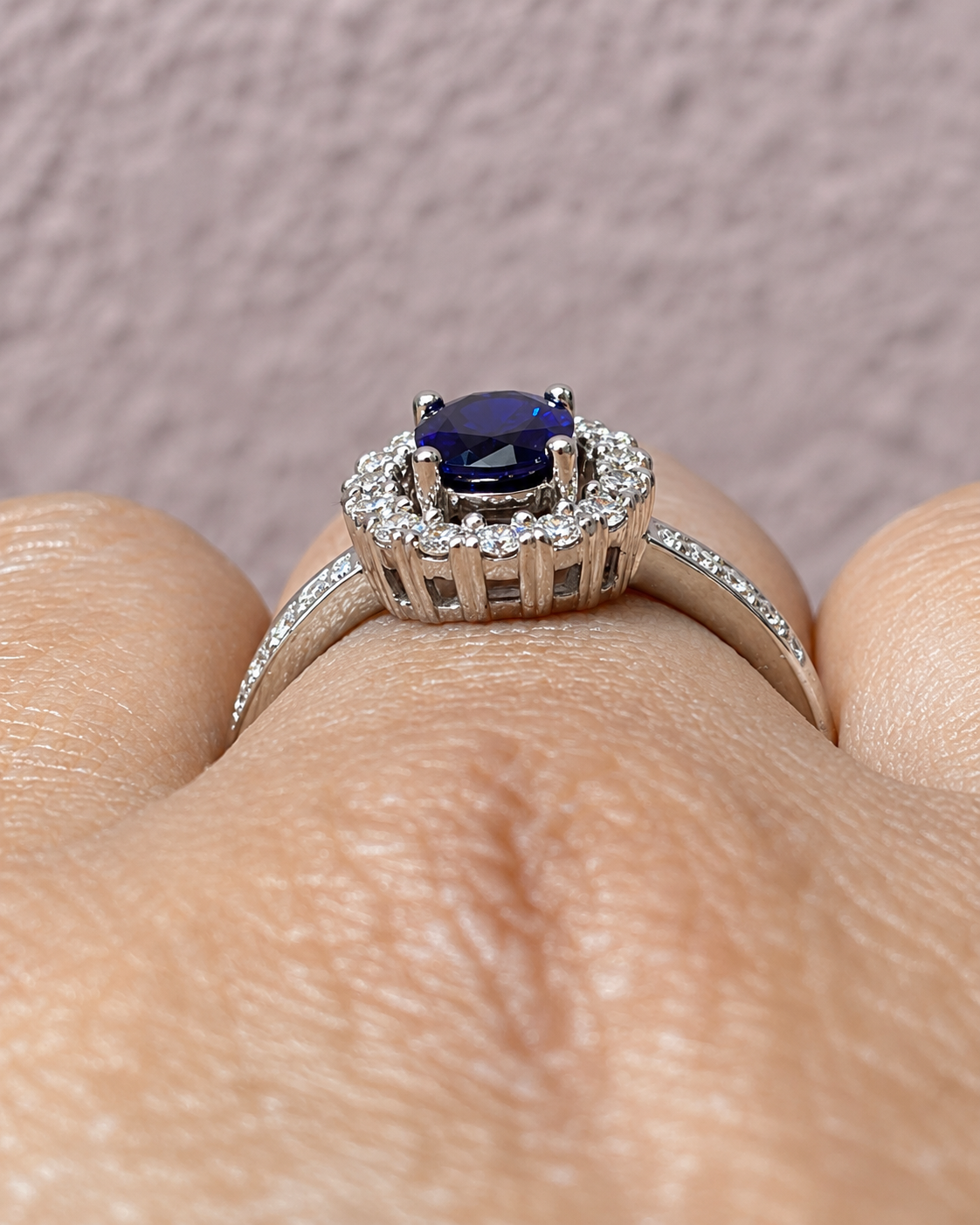 Bague Solitaire Saphir 0.88 carat &amp; Diamants 0.32 carat 4.06g "Elsa"