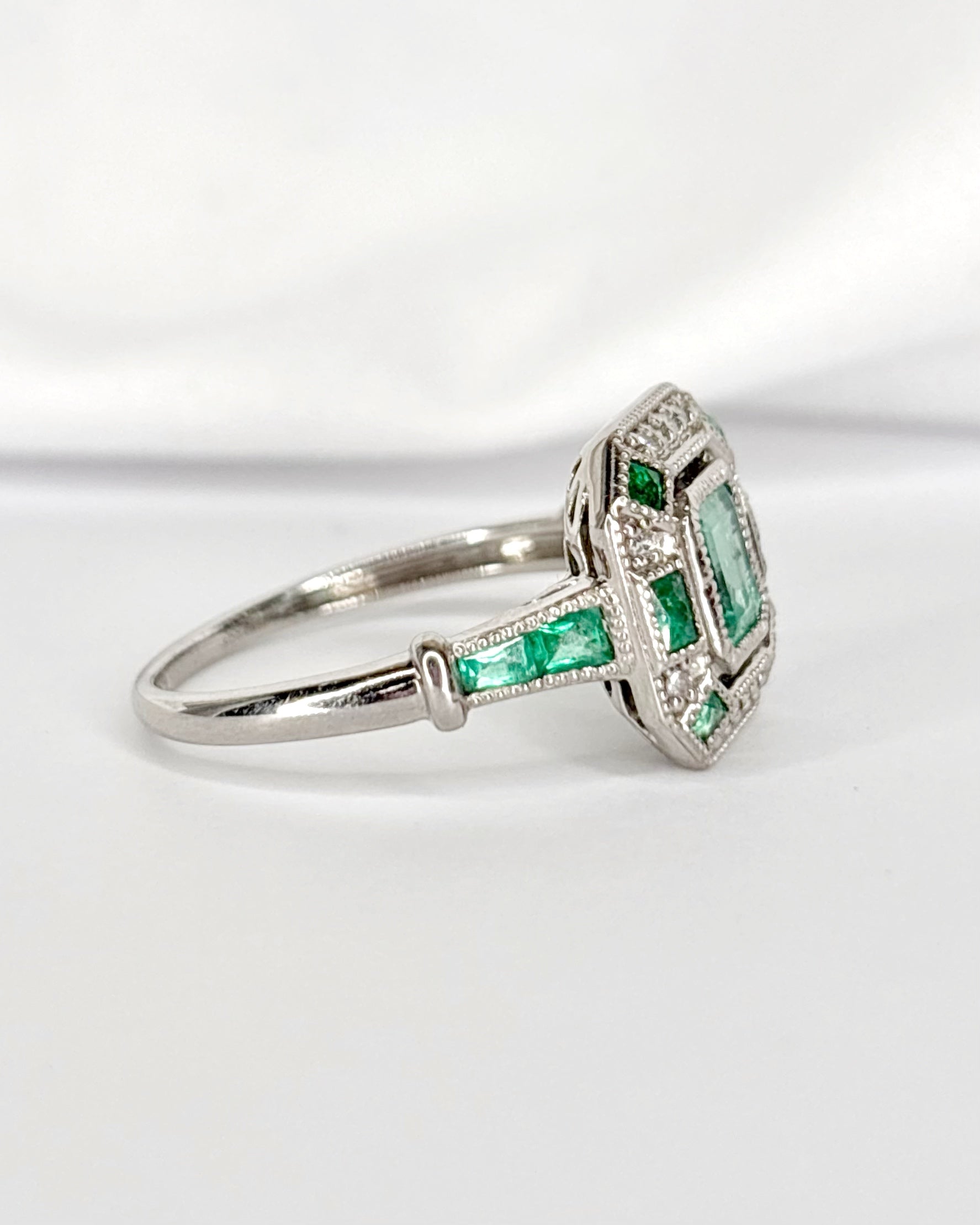 Art Deco Style Ring with Colombian Emeralds &amp; Diamonds "Paola"