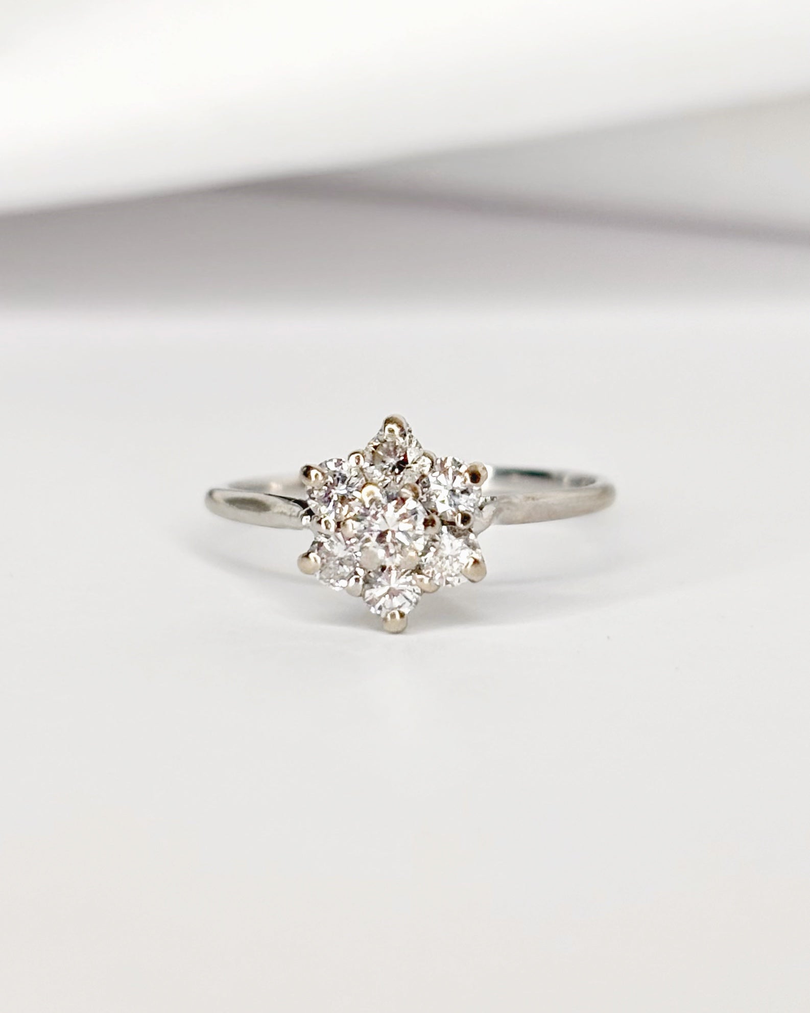 Bague Marguerite 7 Diamants "Hannah"
