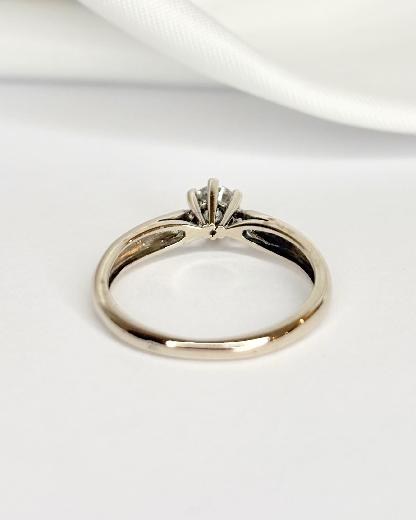 Bague Solitaire Diamant 0.25 carat "Laurie" - galeries 07.05 - Elliade Paris