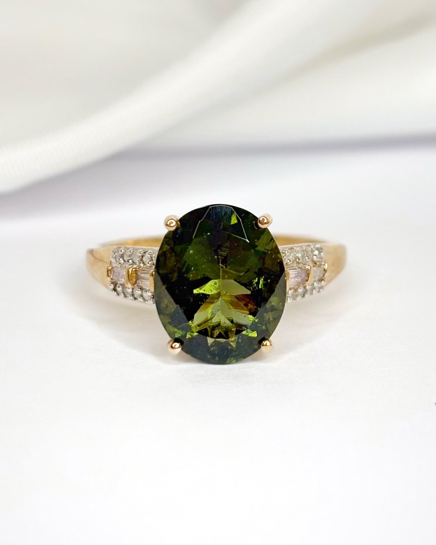 Bague Cocktail Moldavite 4.15 carats &amp; Diamants "Aurore"