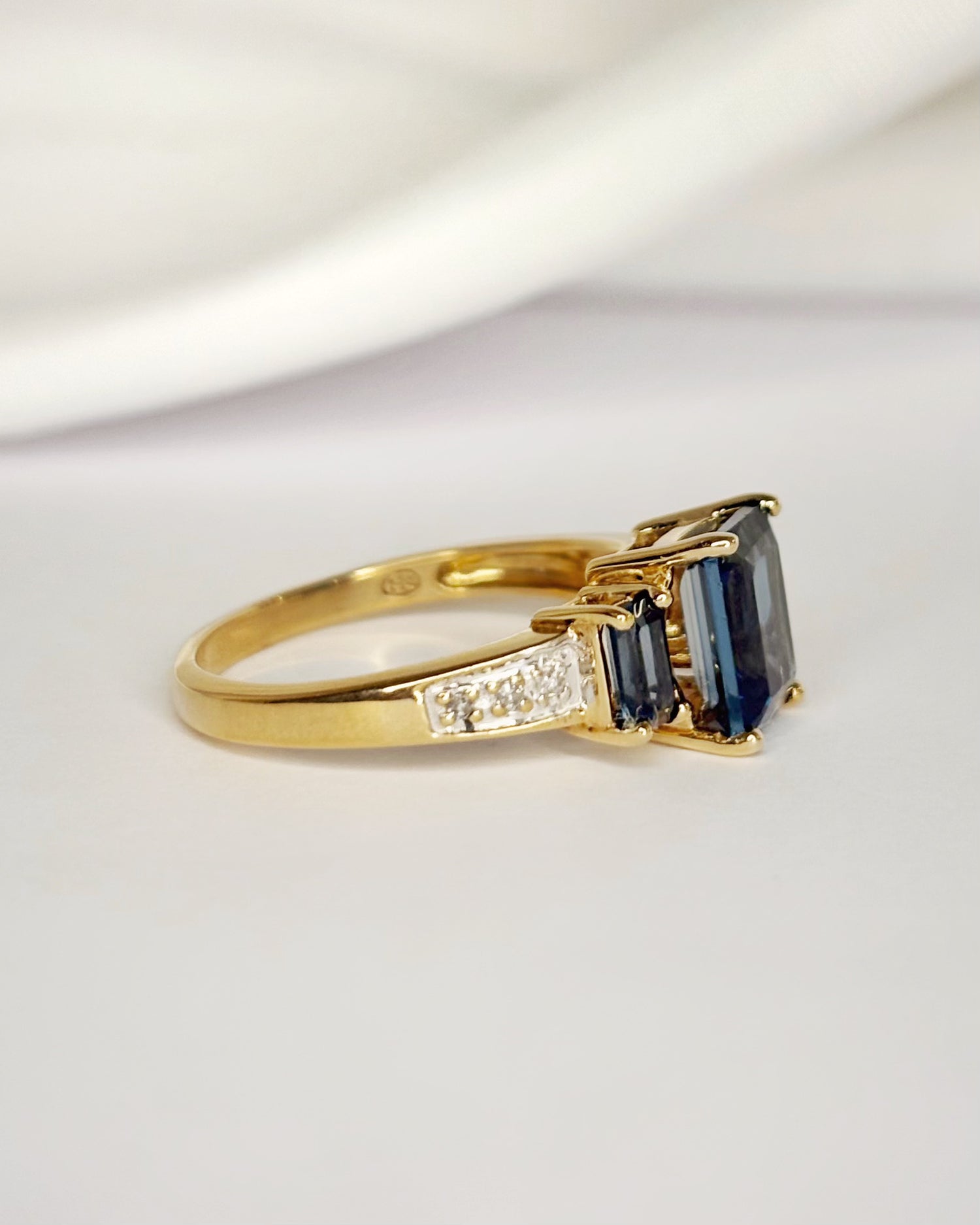 Bague Trilogie Tourmaline 2.05 carats &amp; Diamants "Grace"