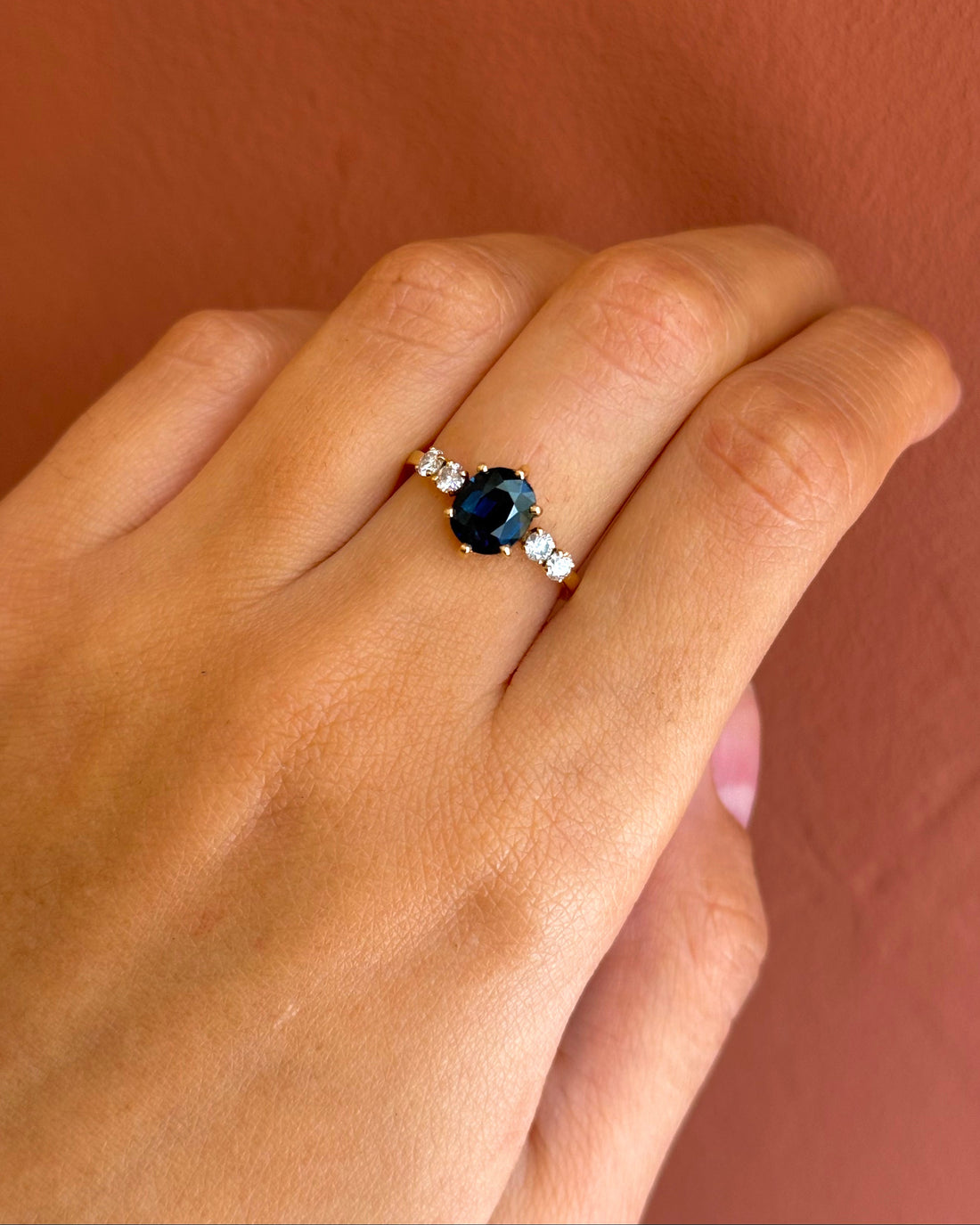 Bague Trilogie Saphir 1.70 carat &amp; Diamants 0.32 carat "Clarance"