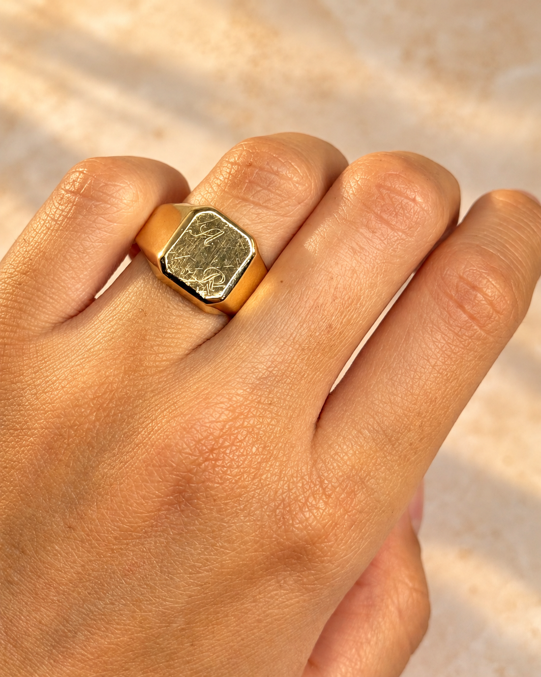 Anillo de sello de oro amarillo de 18 quilates, 4,08 g «Jordan»
