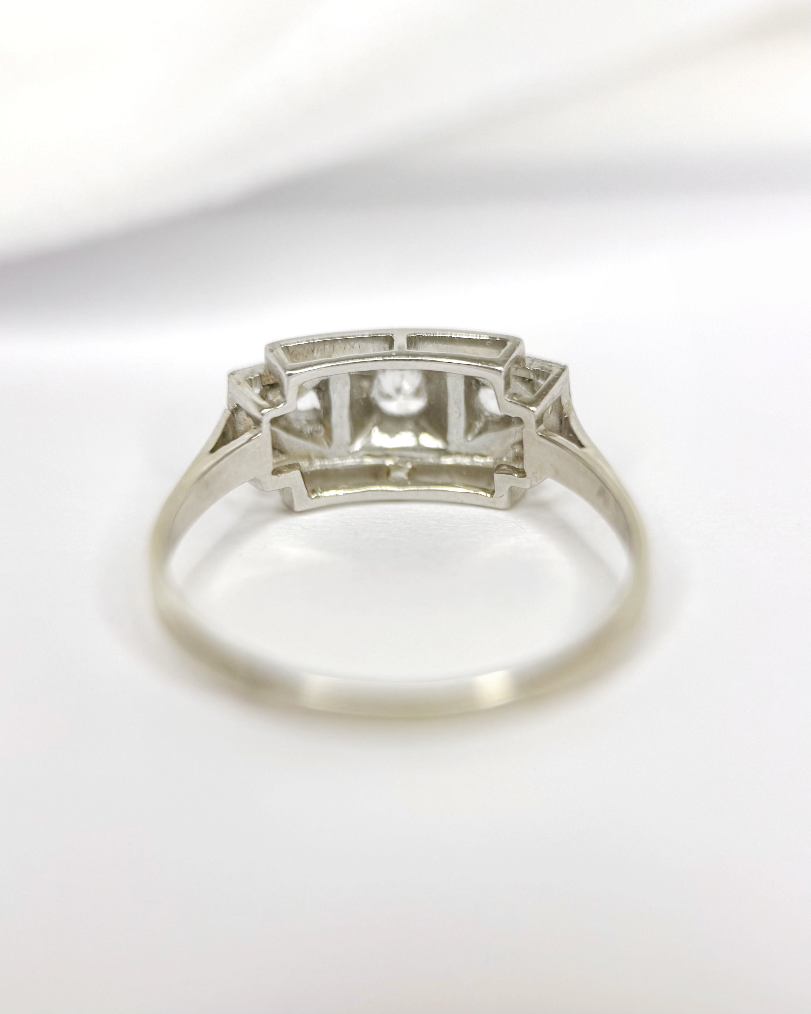 Art Deco Diamond Ring "Lucile"