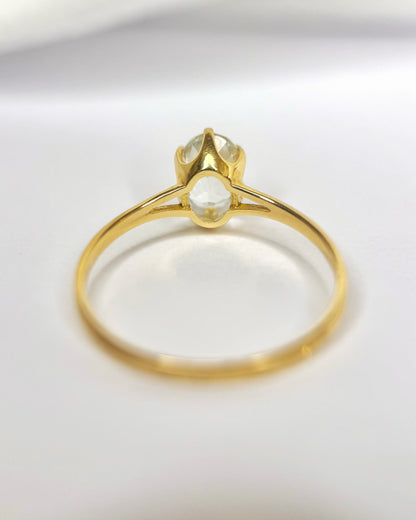 0.80-carat Aquamarine Solitaire Ring "Billie"