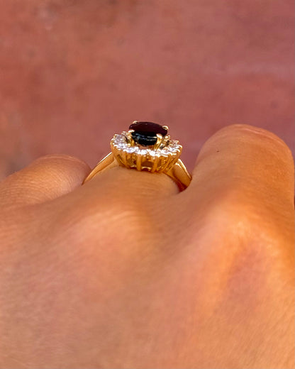 Anillo margarita de zafiro de 1,41 quilates y diamantes de 0,42 quilates «Dilara»