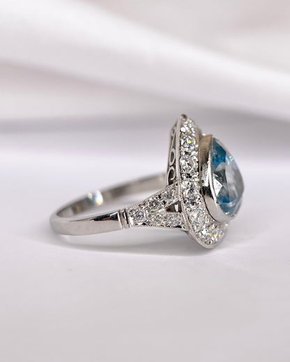 Anillo de estilo art déco con aguamarina de 3.88 quilates y diamantes de 0.49 quilates «Ariette»