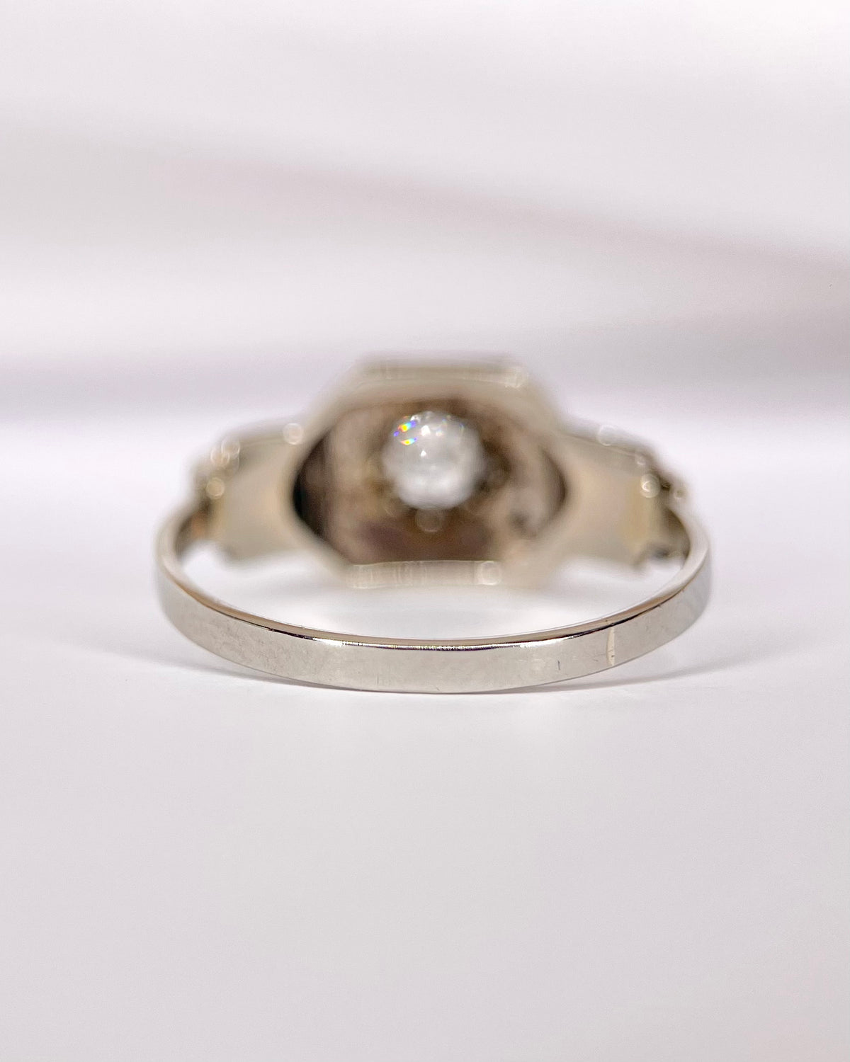 Art Deco Diamond Ring "Nuna"