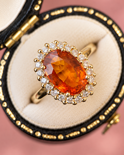 Bague Marguerite Saphir Orange 3.25 carats &amp; Diamants 0.27 carat 4,14g "Elise"