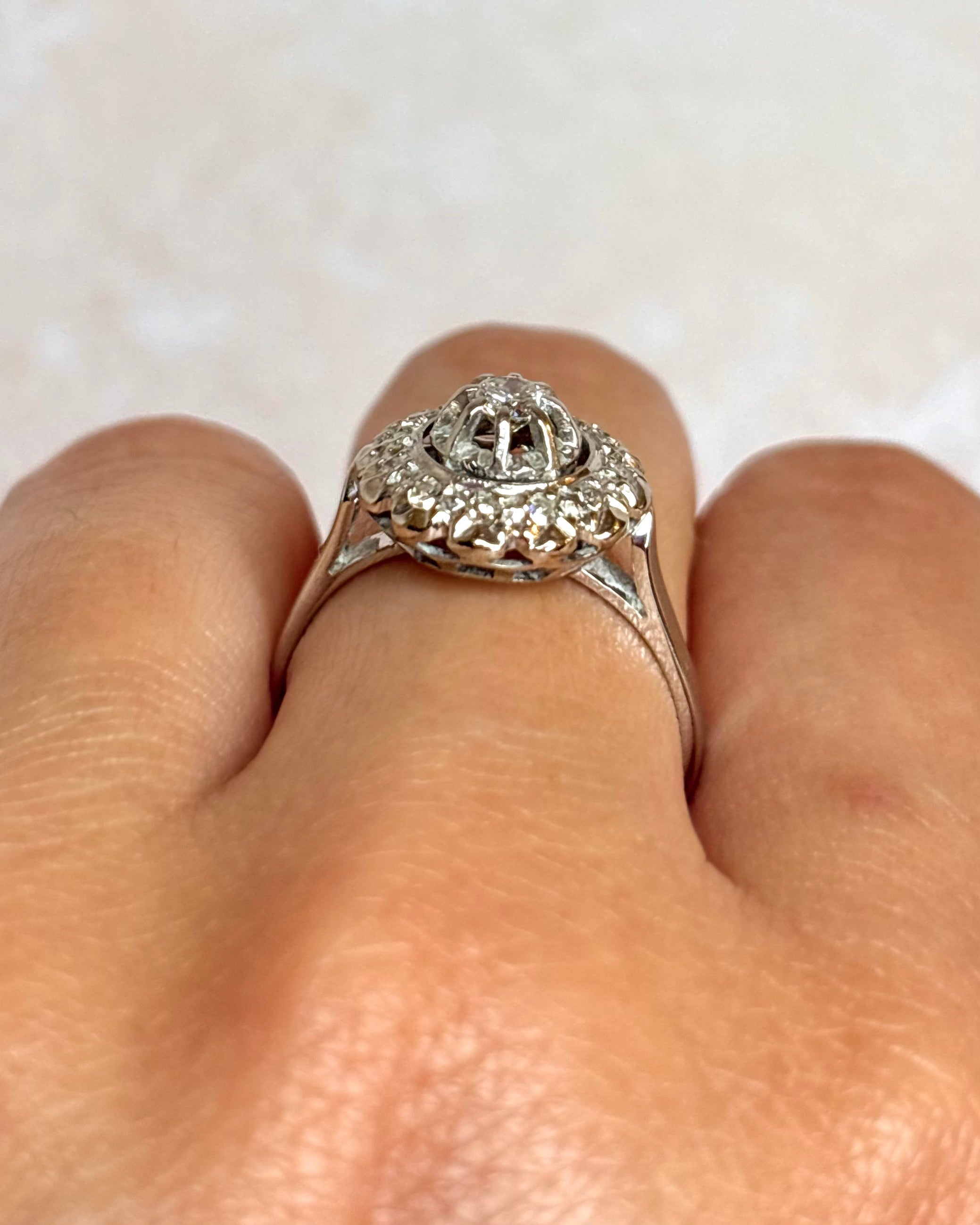 Bague Marguerite Diamants 0.27 carat "Cassandre"