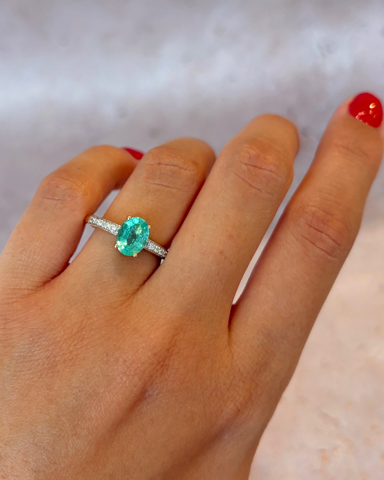 Bague Solitaire Émeraude 1.30 carat &amp; Diamants "Safina"