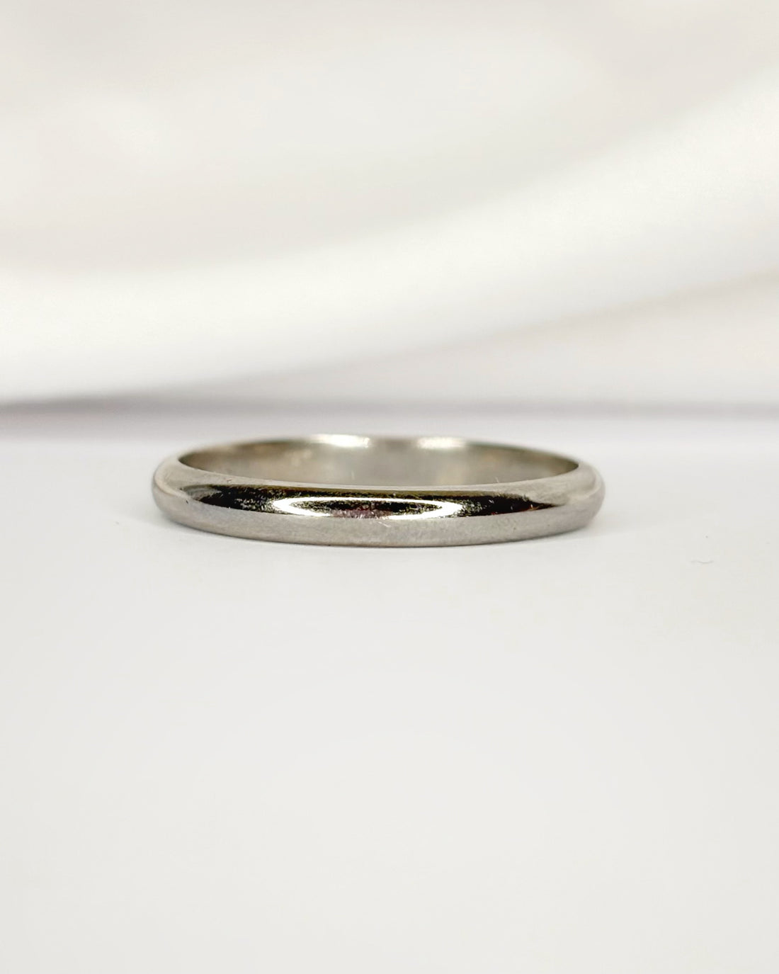 Bague Alliance Or Gris 18 carats 2.5 mm "Solale"