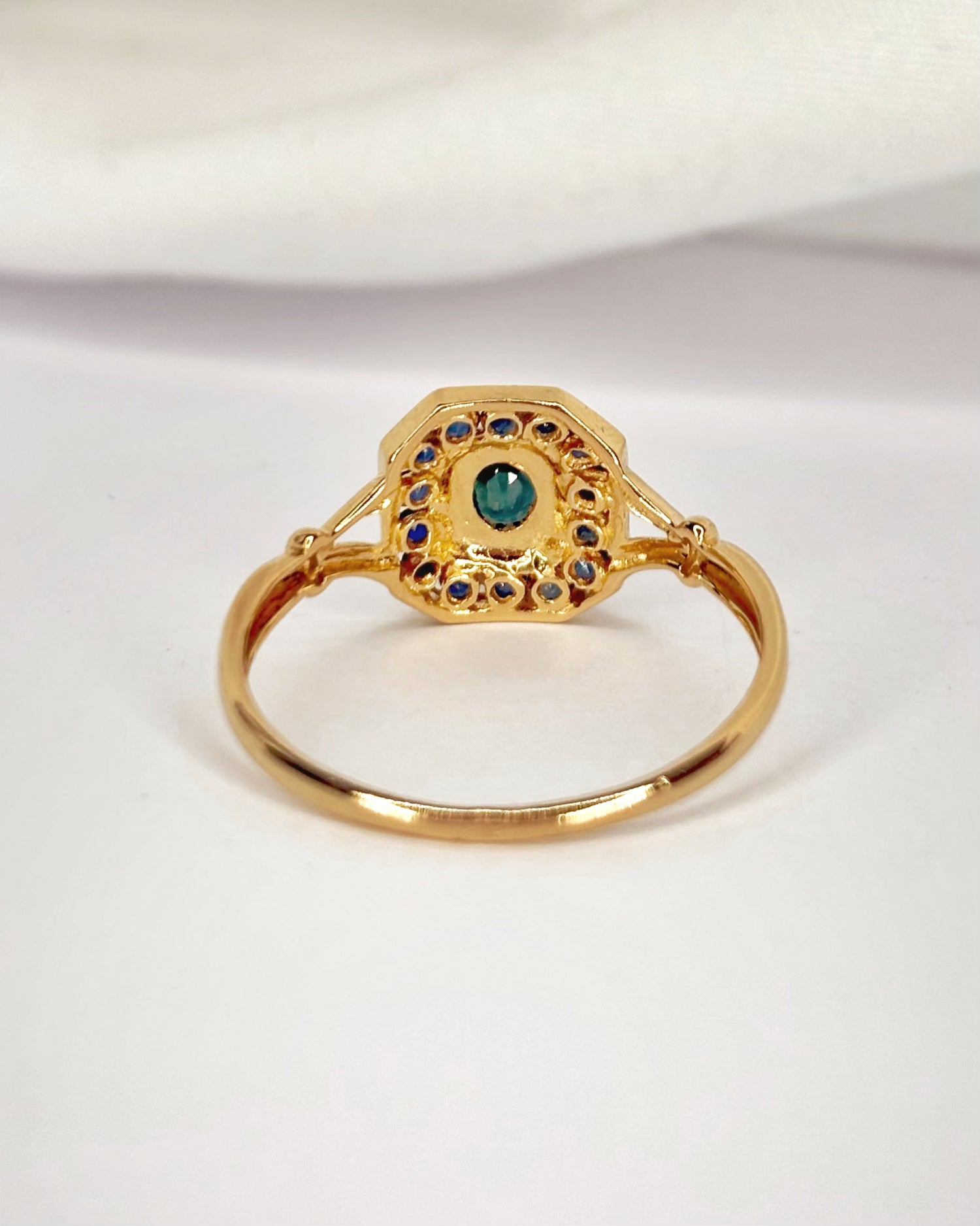 Bague Style Art-Déco Saphirs 0.57 carat "Annaelle"