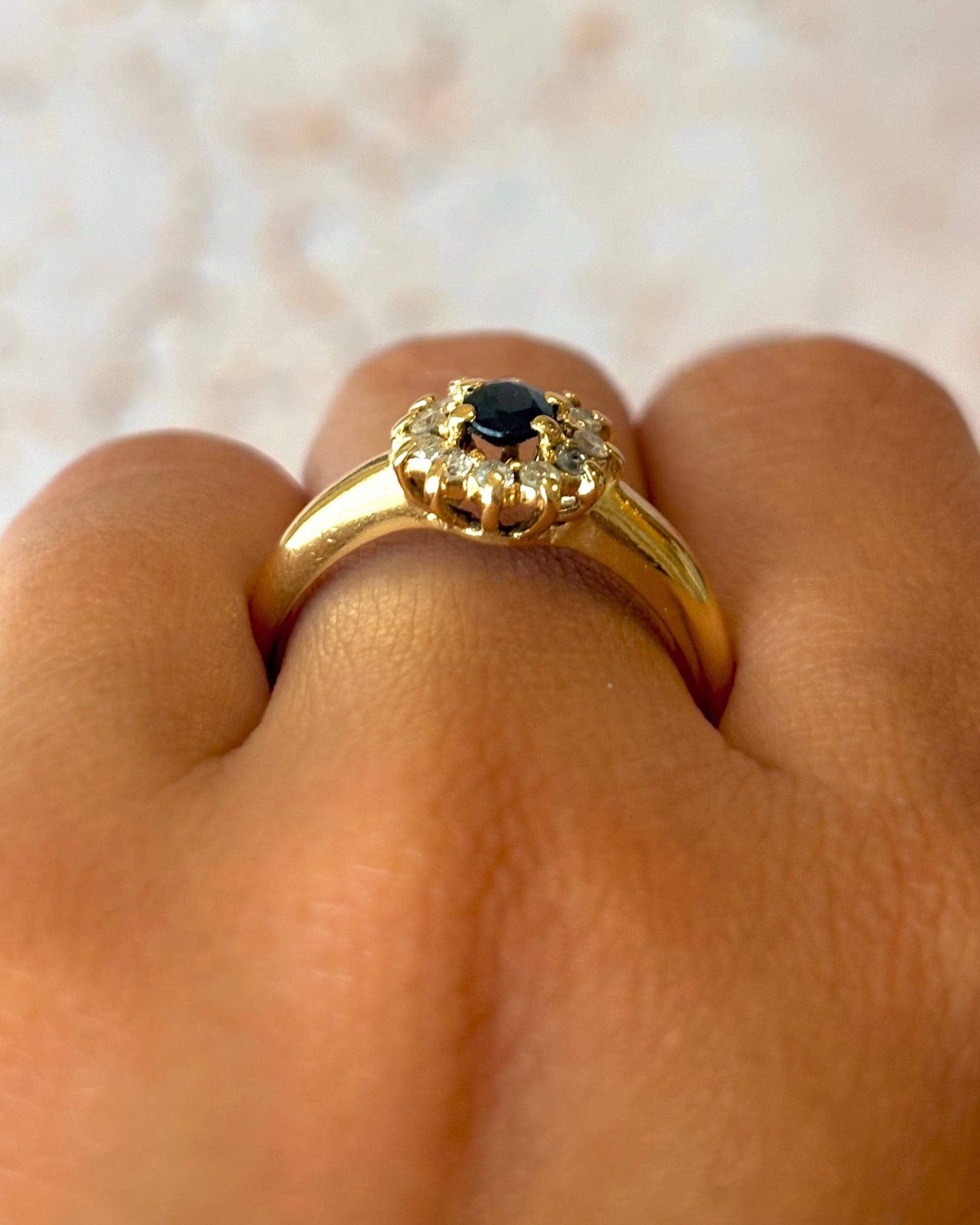 Bague Marguerite Saphir 0.35 carat &amp; Diamants 0.36 carat "Cassandra"