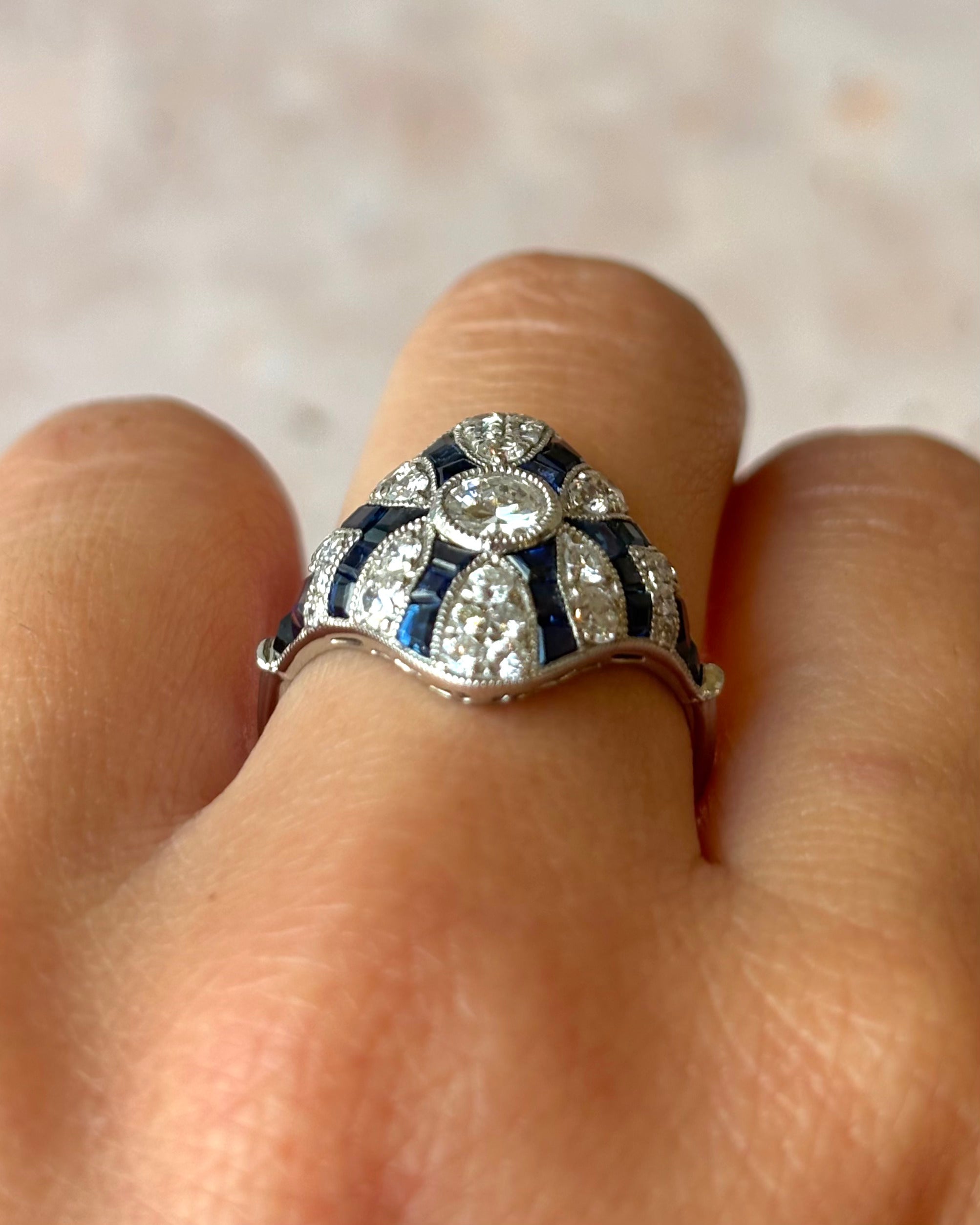 Bague Style Art-Déco Saphirs 0.40 carat &amp; Diamants 0.86 carat "Cécile"