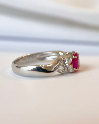 Bague Trilogie Rubis 0.55 carat &amp; Diamants 0.37 carat "Pascaline"