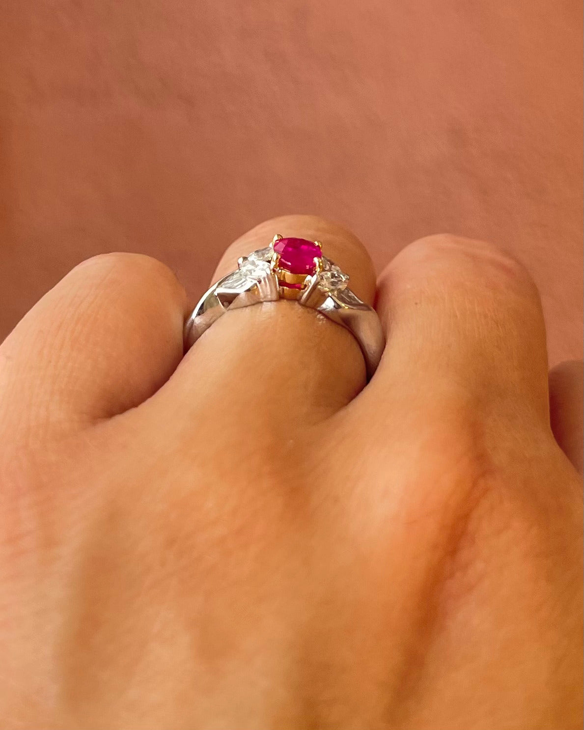 Bague Trilogie Rubis 0.55 carat &amp; Diamants 0.37 carat "Pascaline"