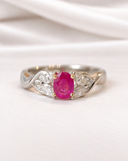 Bague Trilogie Rubis 0.55 carat &amp; Diamants 0.37 carat "Pascaline"