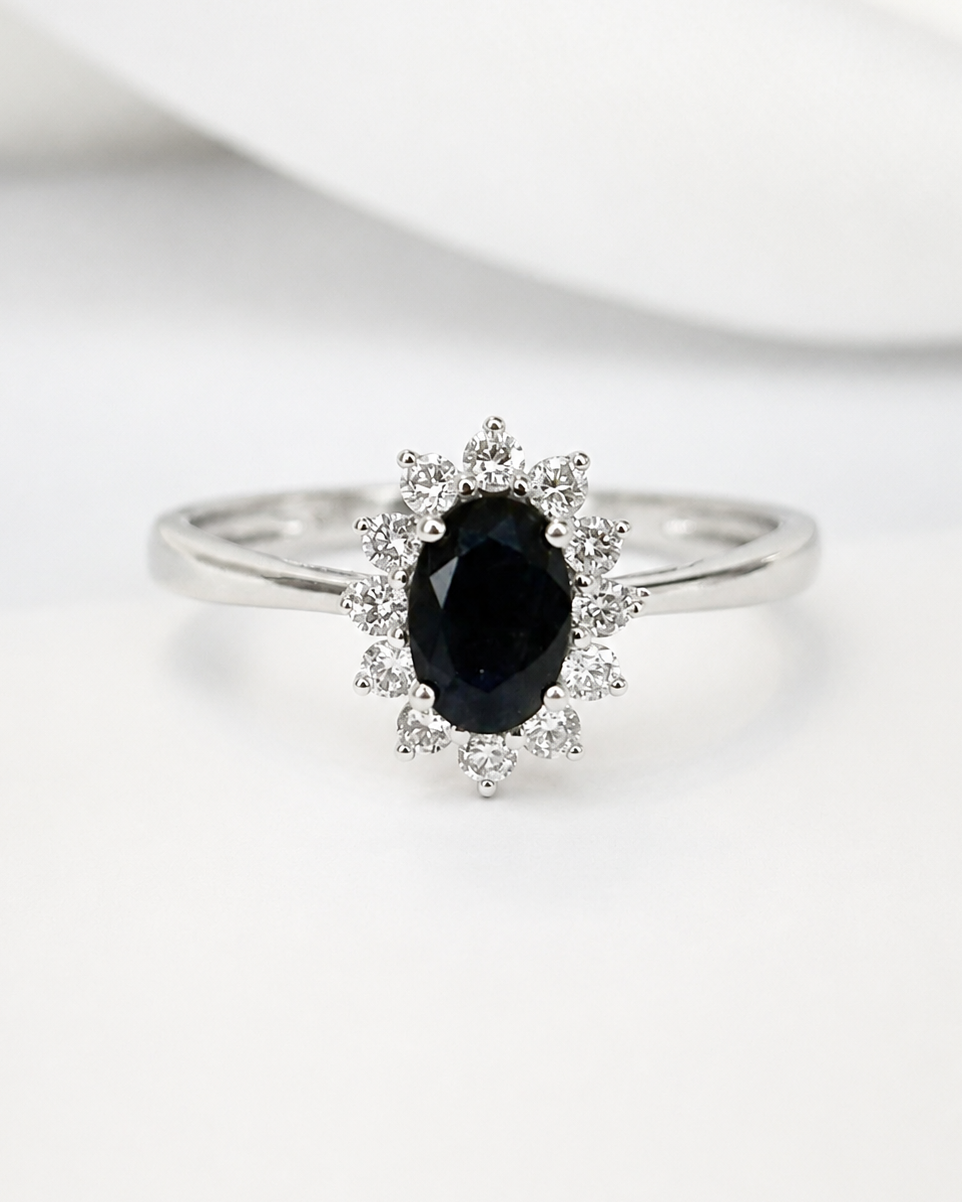 Anillo margarita de zafiro de 0,60 quilates y diamantes «Loïs»