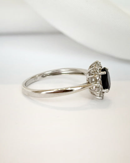 Anillo margarita de zafiro de 0,60 quilates y diamantes «Loïs»