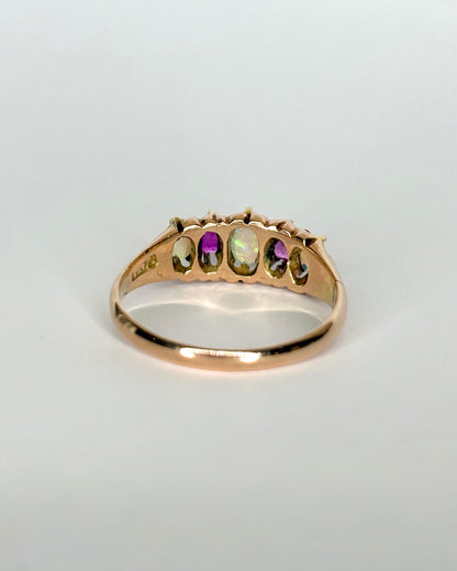 Bague Rivière 3 Opales &amp; 2 Rubis &quot;Sasha&quot;