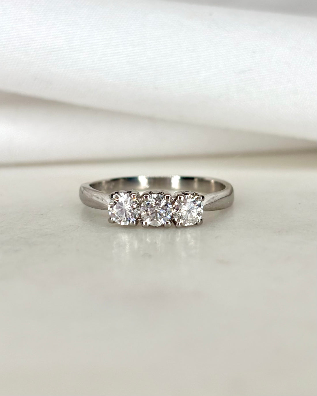 Bague Trilogie Diamants 0.57 carat &quot;Paloma&quot;