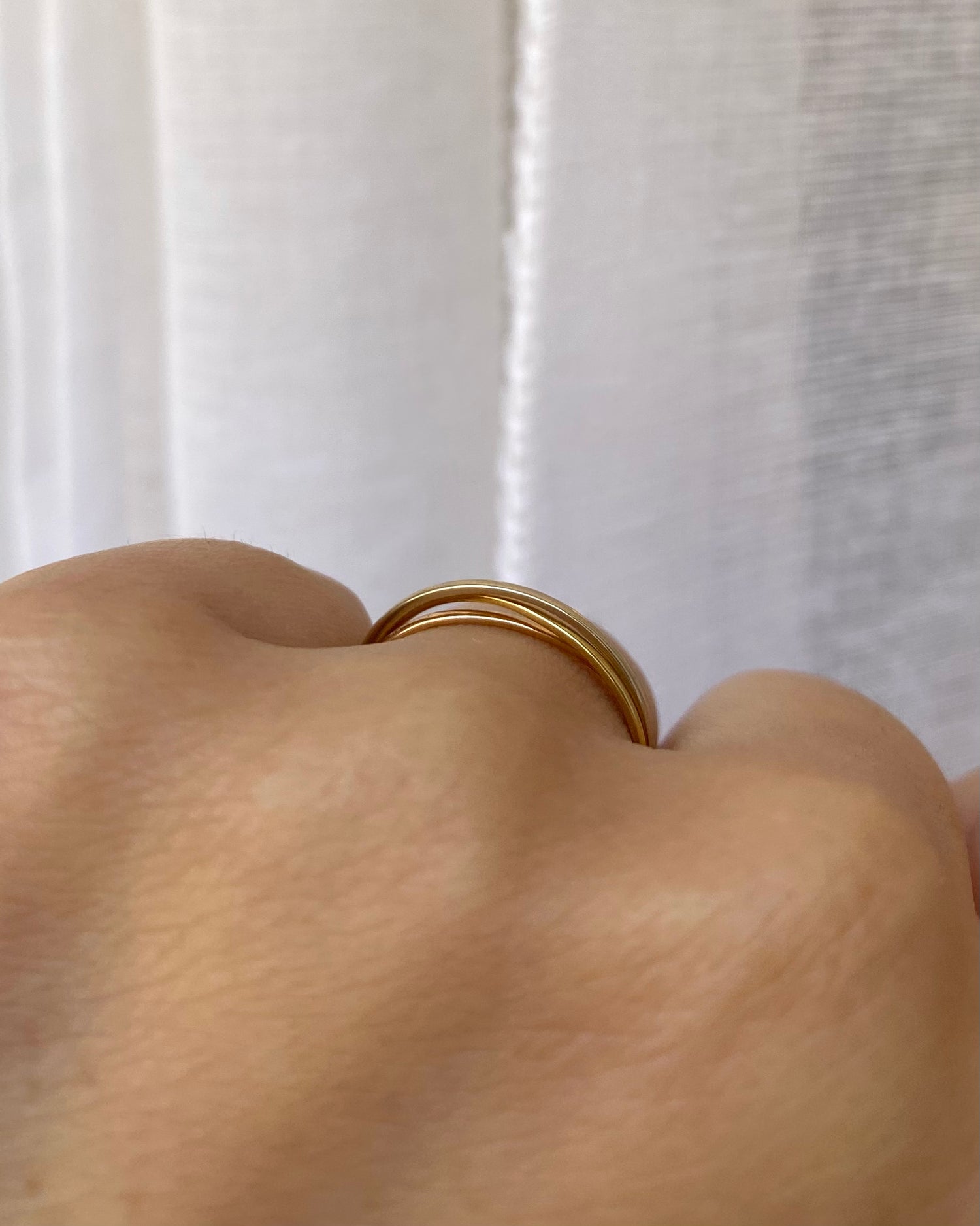 Bague Alliance Trois Ors 1.53 g &quot;Layna&quot;