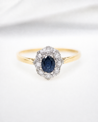 0.52-Carat Sapphire &amp; Diamond Daisy Ring "Cléa"