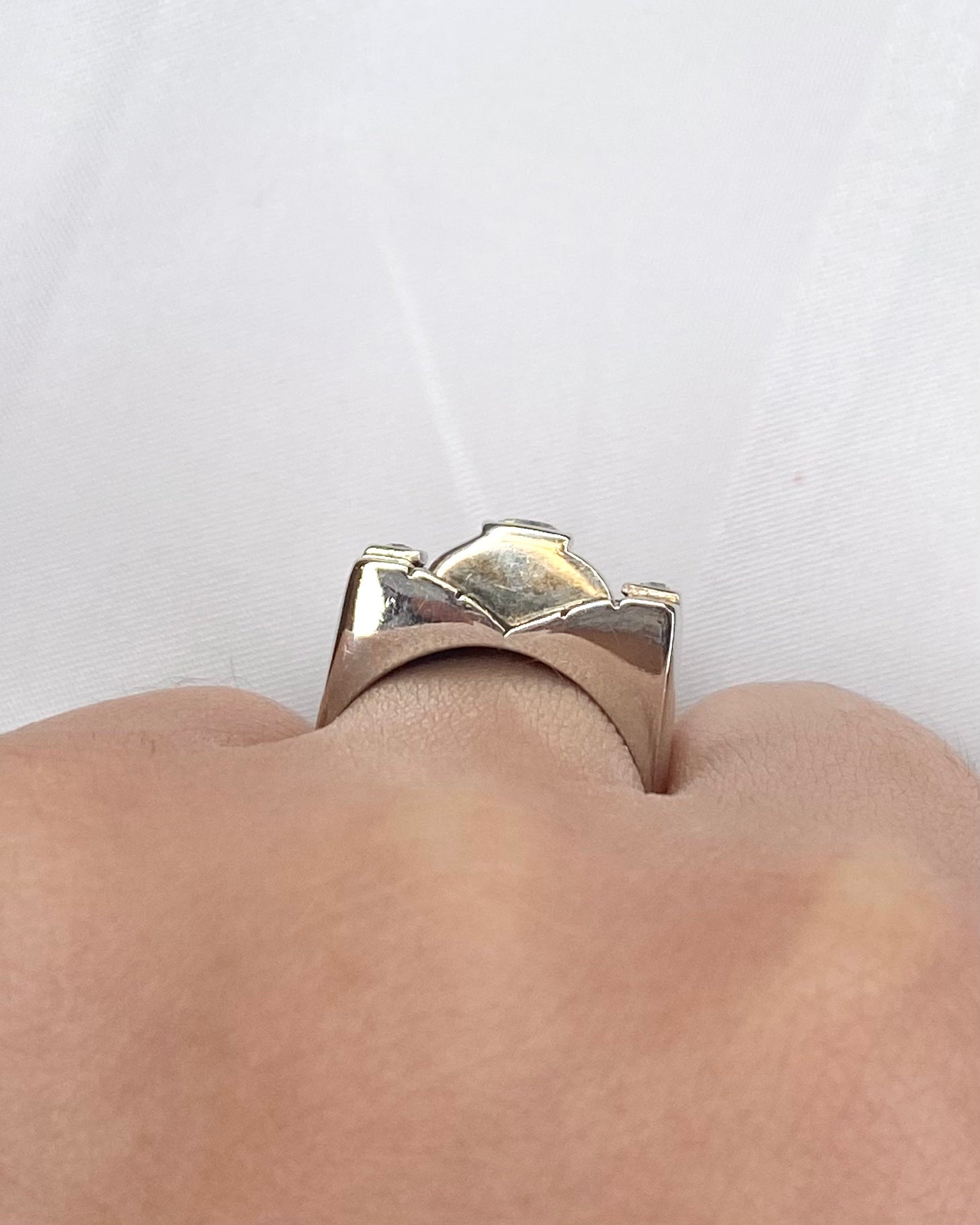 Bague Tank Diamants 0.48 carat &amp; Or 6g "Loeva" - Elliade Paris