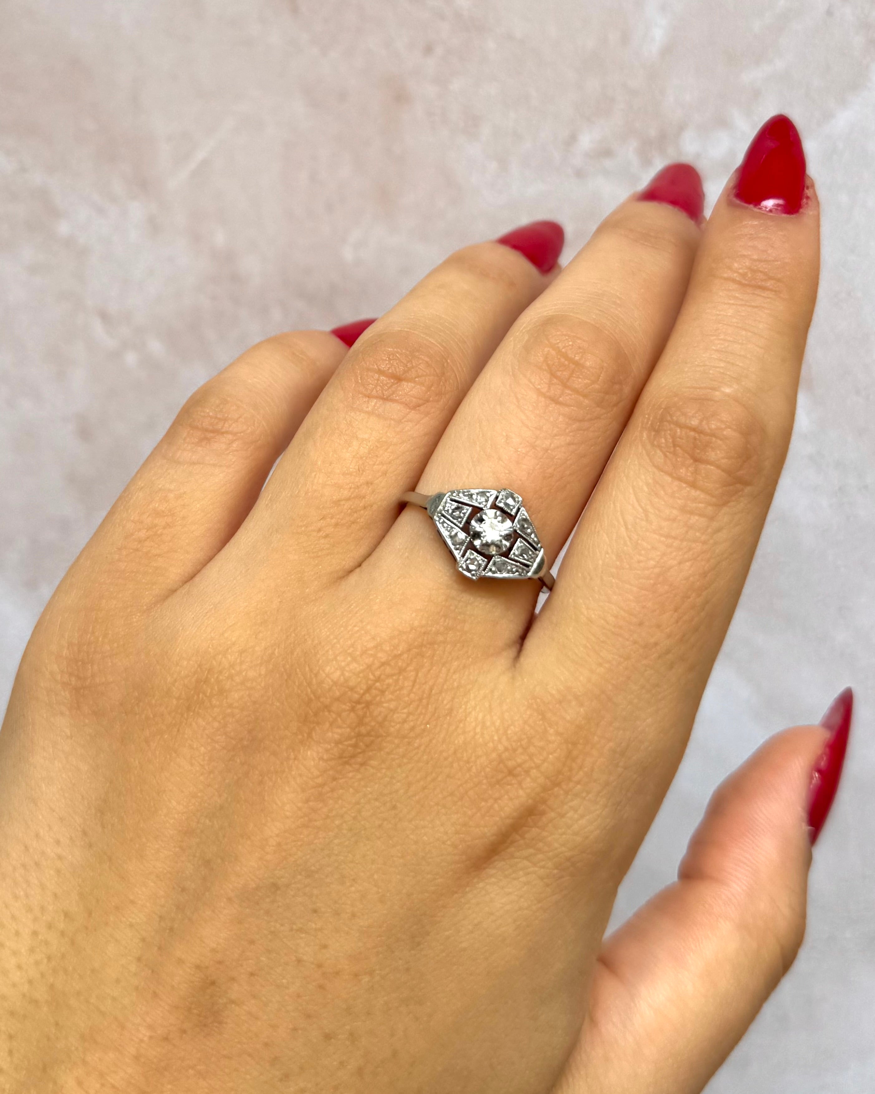 Anillo art déco de diamantes de 0,20 quilates «Doriane»