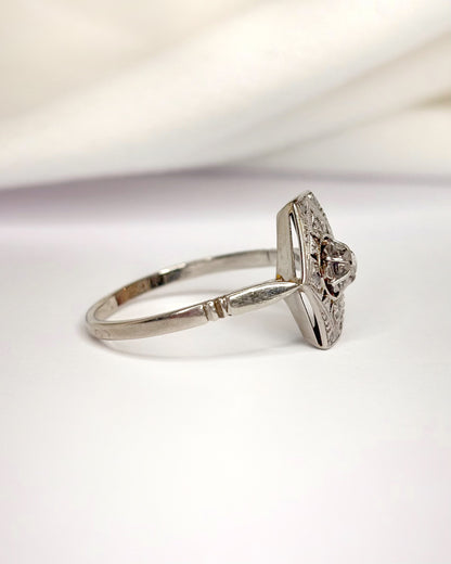 Art Deco Diamond Ring "Bonie"