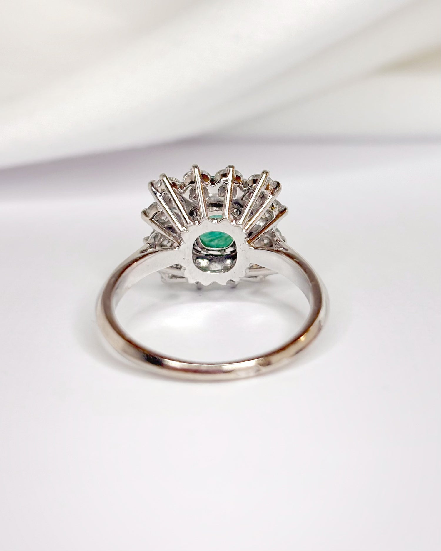 Emerald Daisy Ring 1.45 carat &amp; Diamonds 0.60 carat "Lisa"