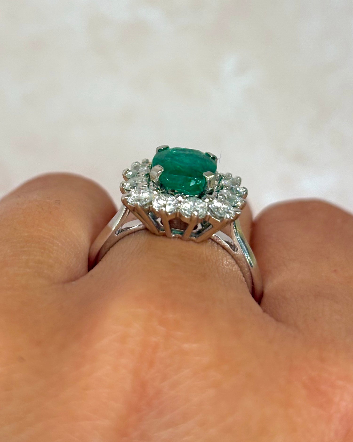 Emerald Daisy Ring 1.45 carat &amp; Diamonds 0.60 carat "Lisa"