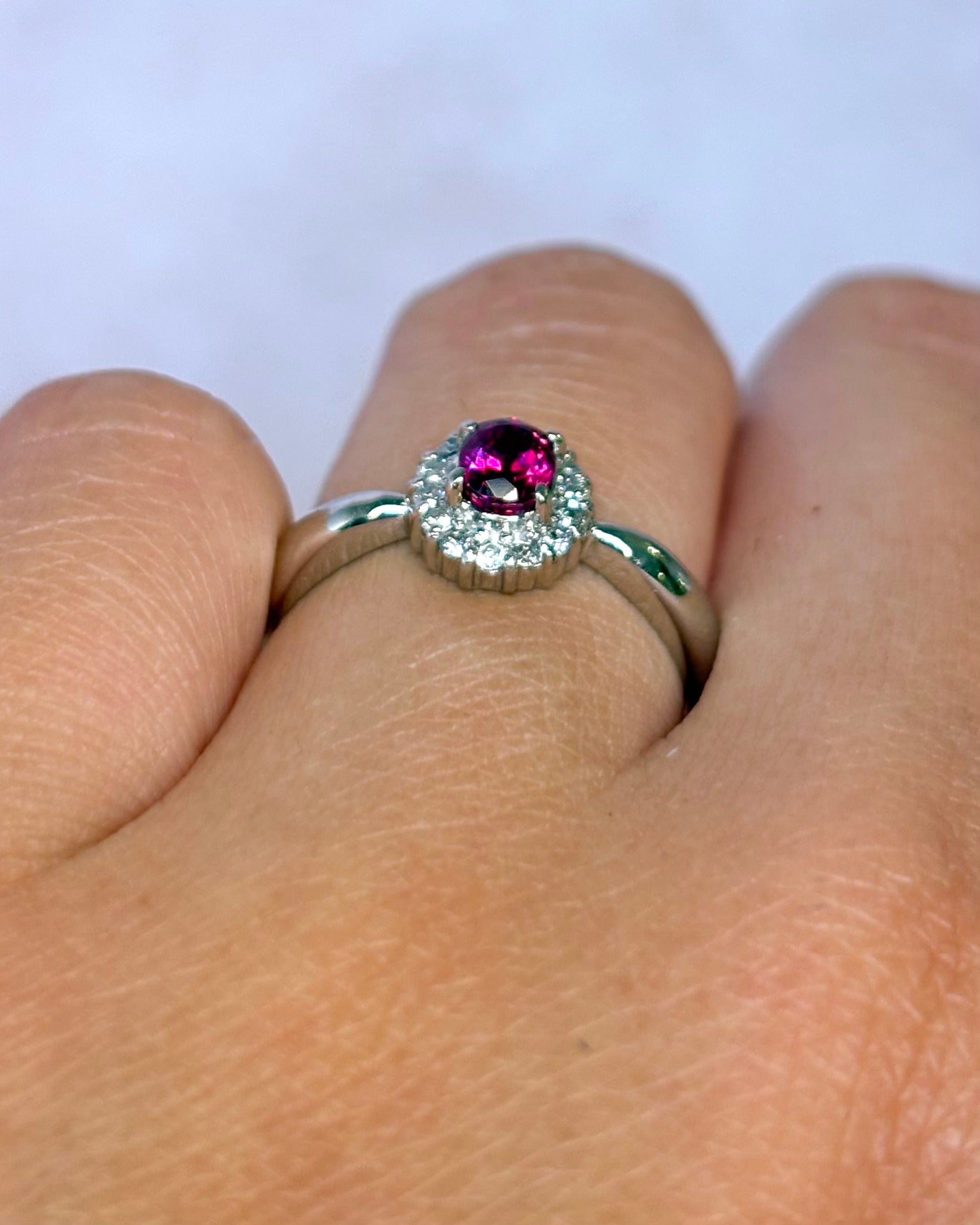 Marguerite Ring Ruby 0.49 carat &amp; Diamonds "Faïa"