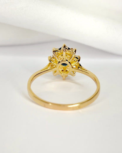 Bague Marguerite Saphir 1.32 carat &amp; Diamants 0.30 carat "Elodie"
