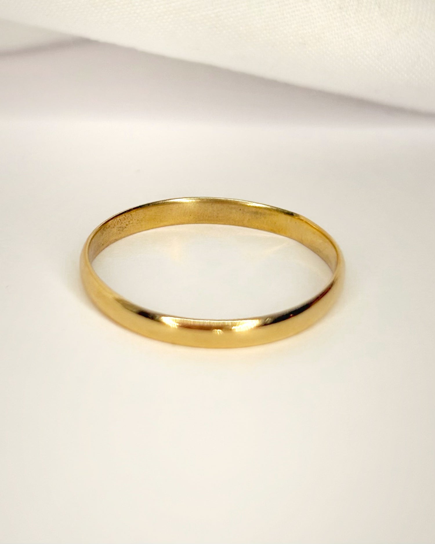 Alliance Or Jaune 18 carats 2.3mm "Emilie"