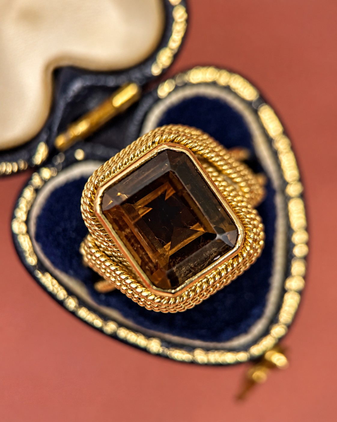 Smoky Quartz Cocktail Ring 5.50 carats 9.07g "Leanna"