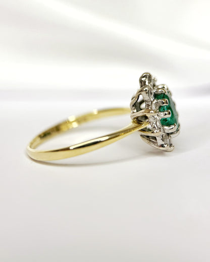 0.75-carat Emerald &amp; 0.50-carat Diamond Daisy Ring "Hermoine"