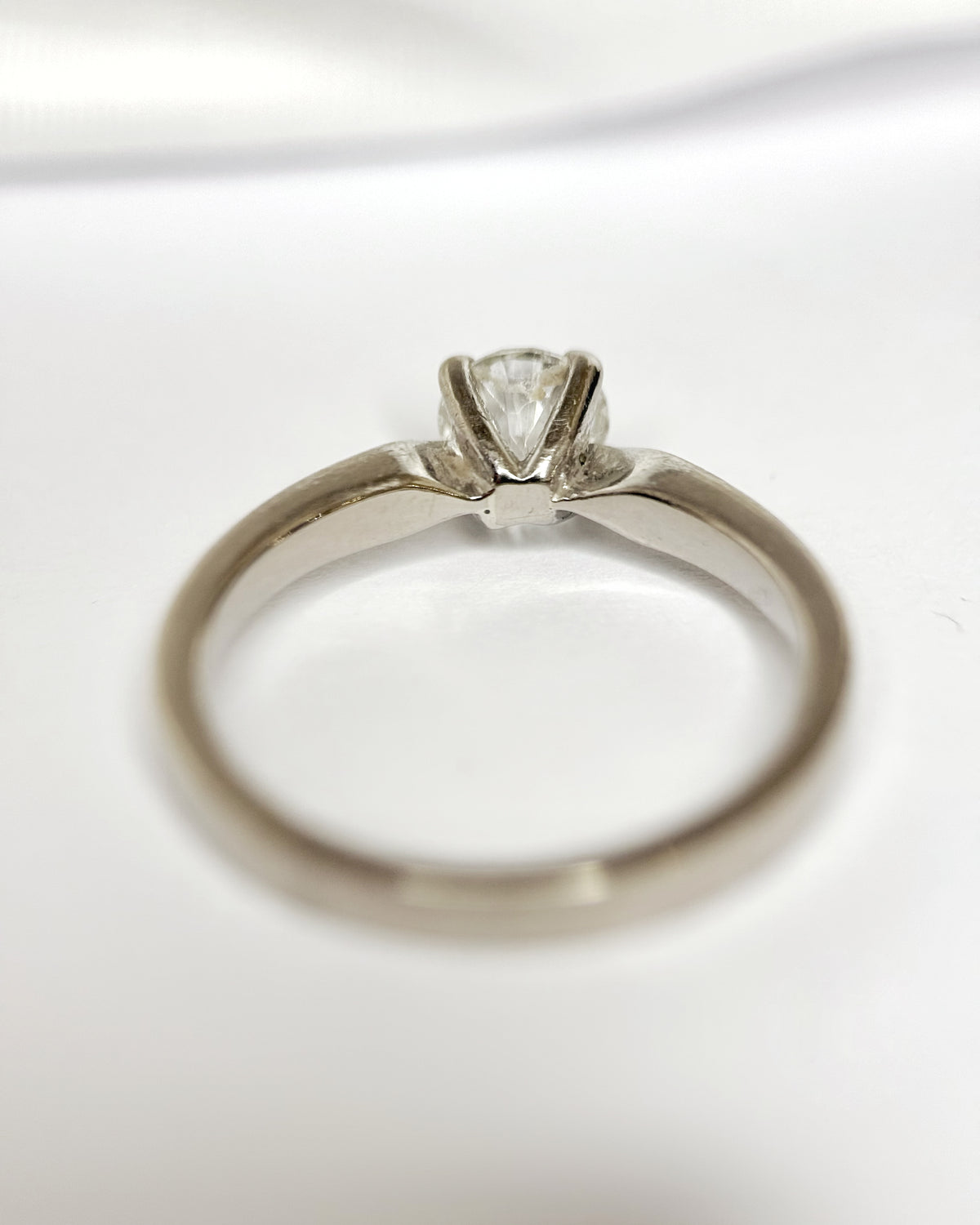 0.65-carat Diamond Solitaire Ring 4.39g "Flavie"