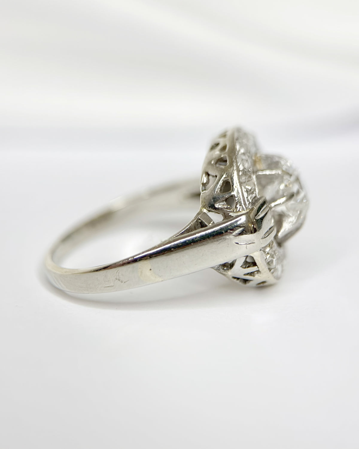 Art Deco Diamond Ring 0.84 carat 4.74g "Annie"
