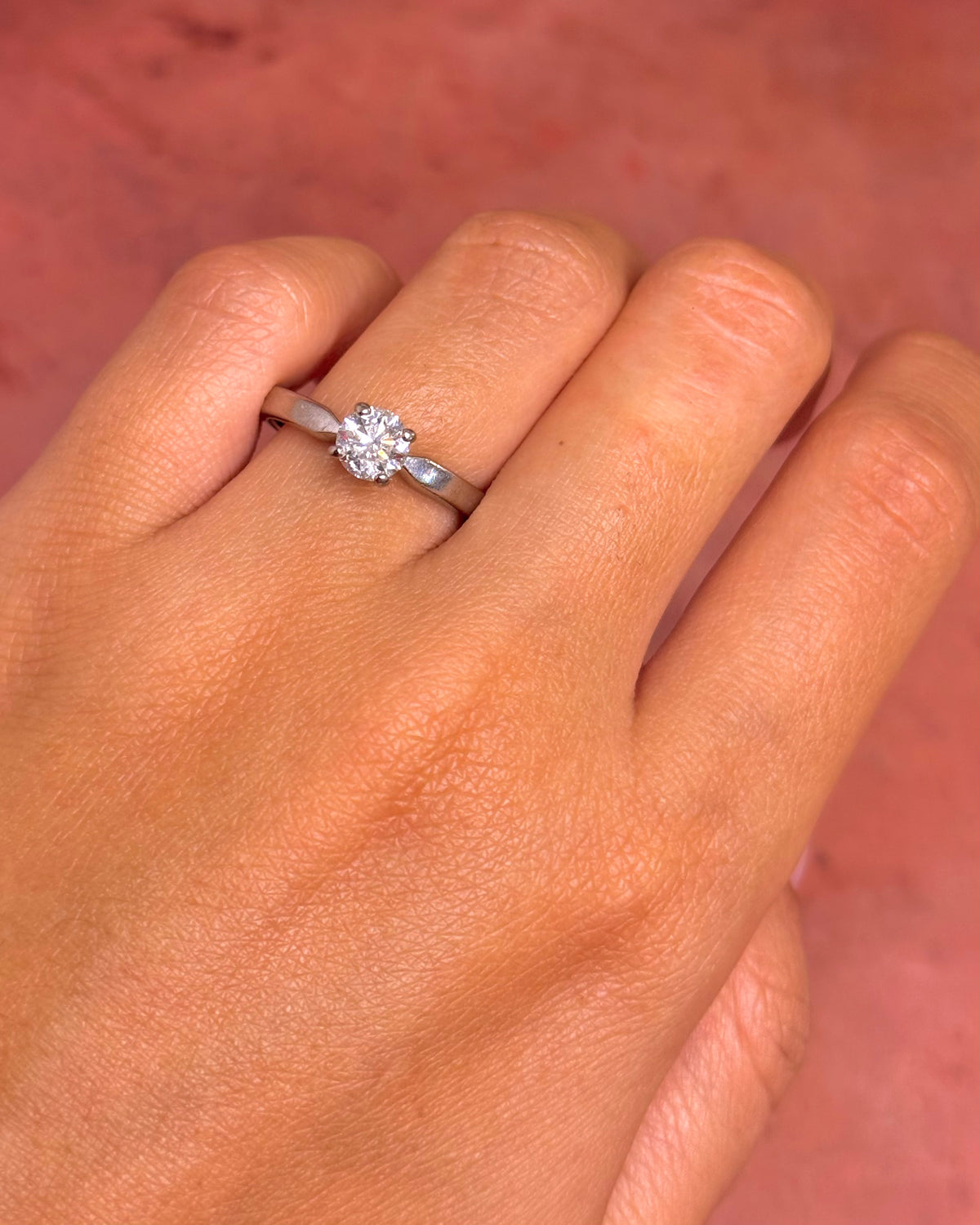 0.65-carat Diamond Solitaire Ring 4.39g "Flavie"