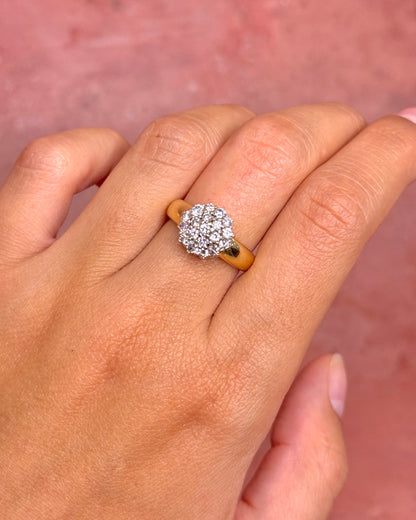 Bague Marguerite Diamants 0.89 carat 5.72g "Briana"