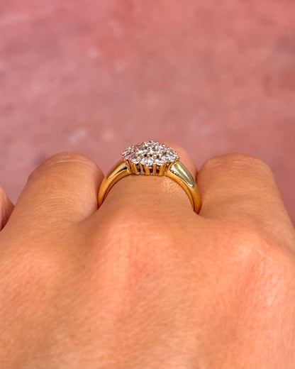 Bague Marguerite Diamants 0.89 carat 5.72g "Briana"