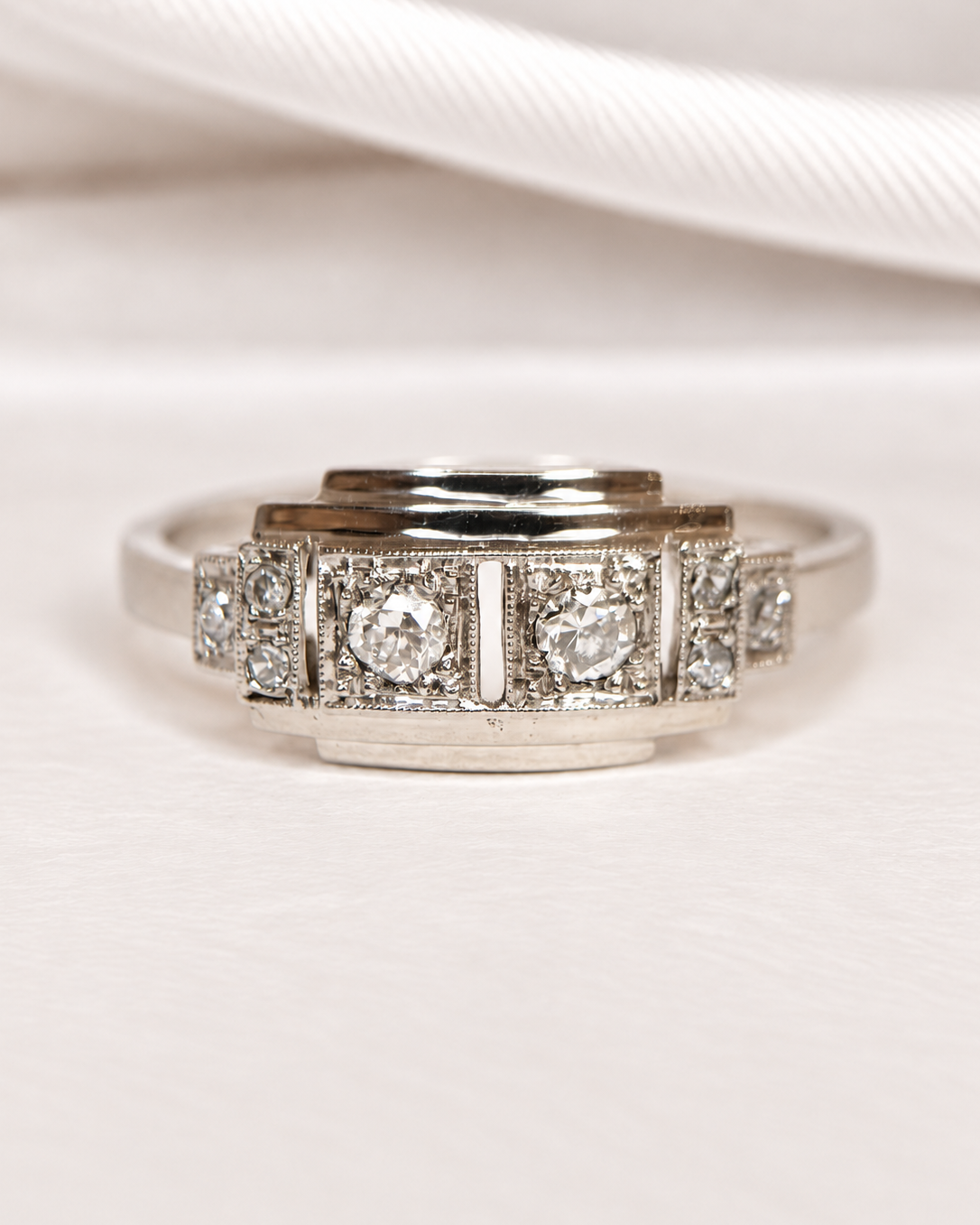 Bague Art-Déco Diamants 0.21 carat "Auxane"